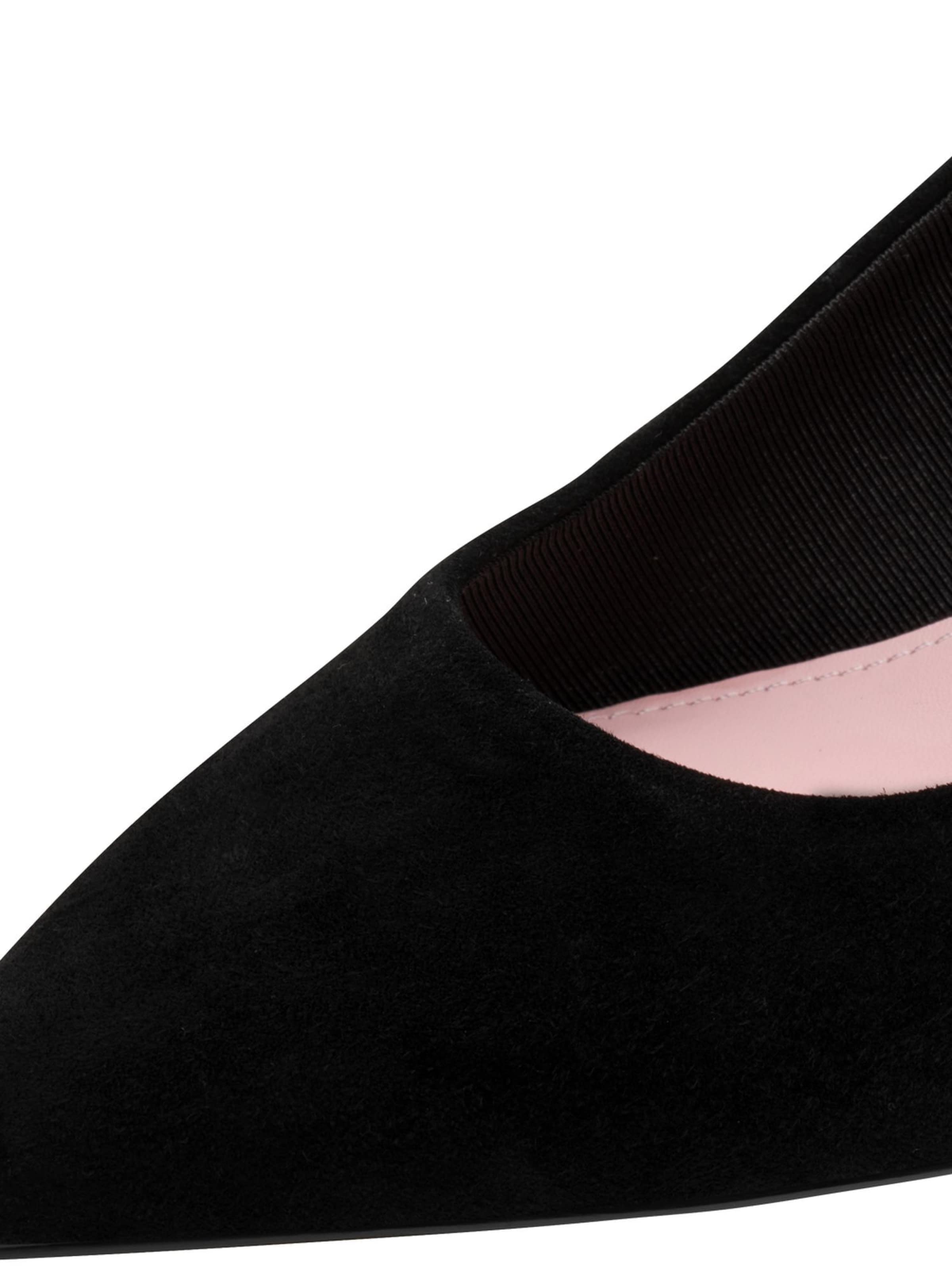 Tamaris Pumps in Schwarz