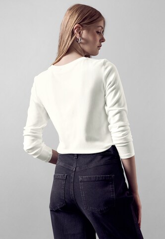 Street One Studio Shirt in White