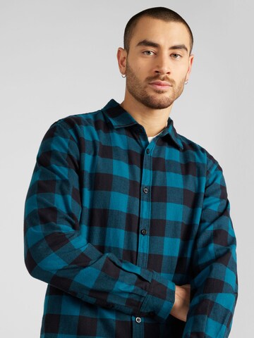 QS Regular fit Button Up Shirt in Blue