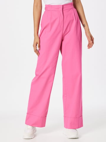 EDC BY ESPRIT Élére vasalt nadrágok - rózsaszín: elől