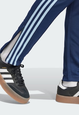 Coupe slim Pantalon 'Adicolor SST' ADIDAS ORIGINALS en bleu