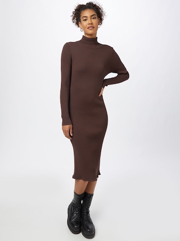 Freebird Dress in Brown: front