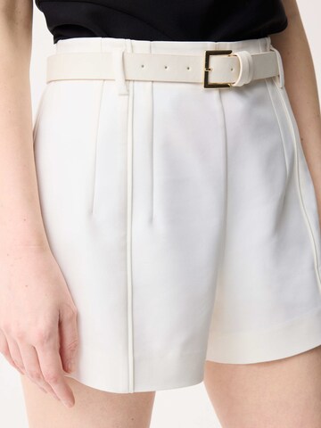 adl Regular Trousers in Beige