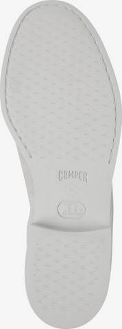 Chaussure à lacets 'Iman' CAMPER en blanc