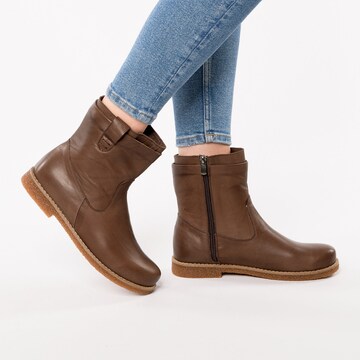 Bottines ANDREA CONTI en marron : devant