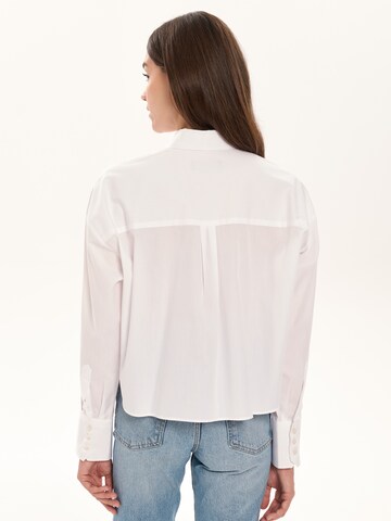 Chemisier 'Apolline' NOWIHT en blanc