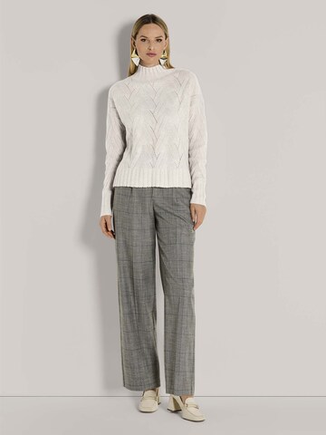 MADELEINE Trui in Wit