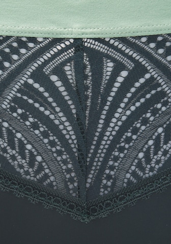 Tanga de la s.Oliver pe verde