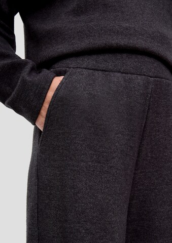 s.Oliver Wide leg Trousers in Grey