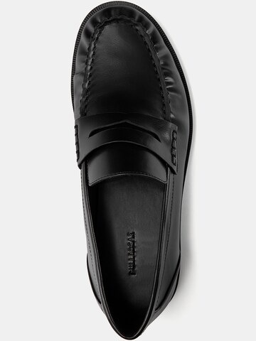 Pull&Bear Moccasins in Black