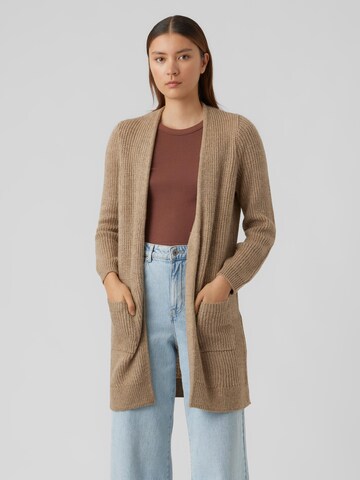 Cardigan 'Jaca' VERO MODA en marron : devant