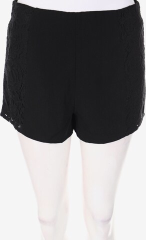 Forever 21 Shorts in M in Black: front