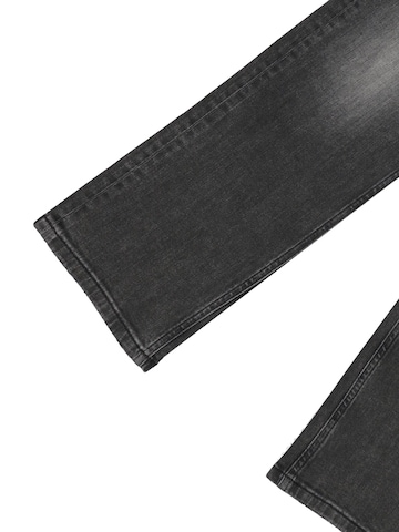 DIESEL Regular Jeans 'MAKIMA' in Schwarz