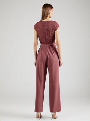 Tuta jumpsuit di VILA in rosa