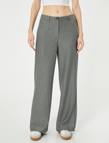 Koton Wide leg Pants in Grey: front