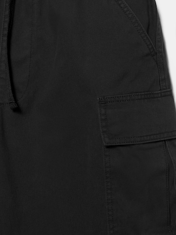 Pull&Bear Loosefit Kalhoty – černá