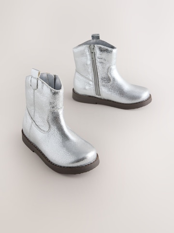 Next Stiefel in Silber