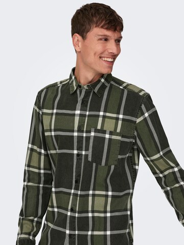 Only & Sons - Ajuste regular Camisa 'KENNETH' en verde