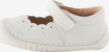 balta Next Pirmieji vaiko vaikščiojimo bateliai: priekis