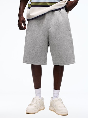 Bershka Loosefit Kalhoty – šedá