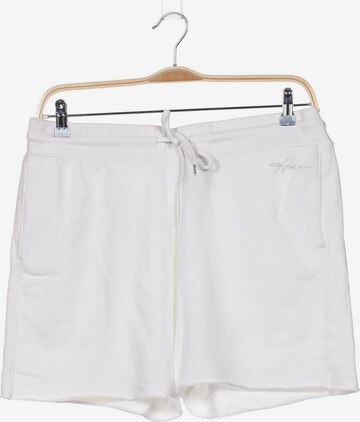 HOLLISTER Shorts in 35-36 in White: front