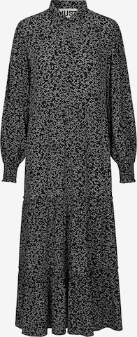 Robe-chemise 'Colombo' JUST FEMALE en noir : devant