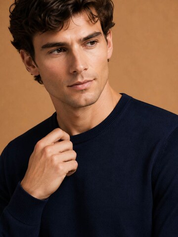 KING Essentials Shirt 'The John' in Blauw