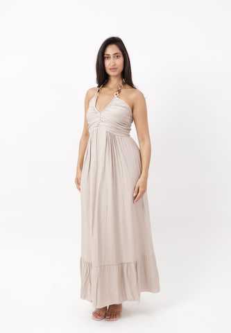 Abito estivo di Elara in beige