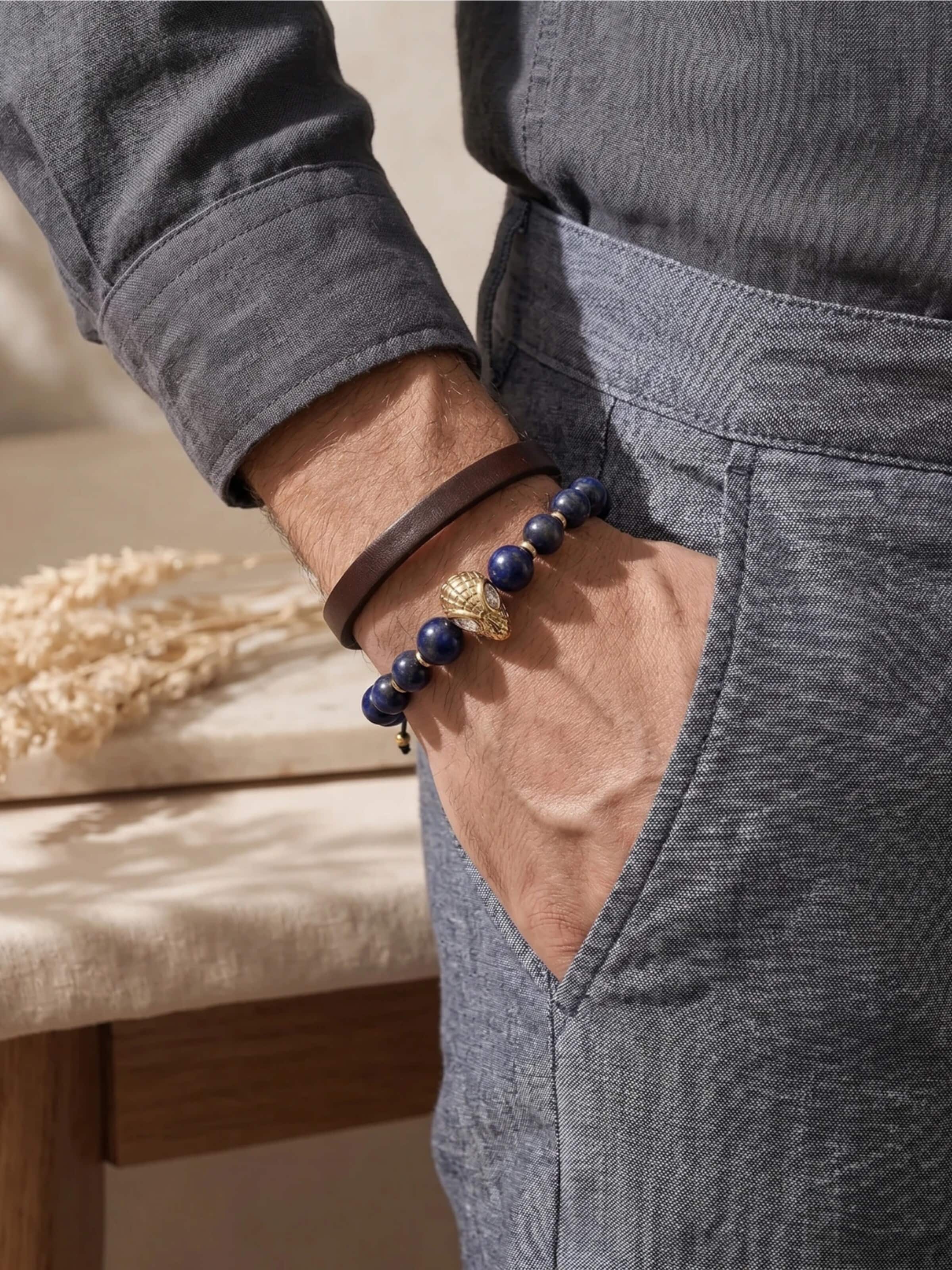 THE GEM STORIES JEWELRY Armband 'Lapis Lazuli Stone Bracelet with Gold Spider-Man' i blå