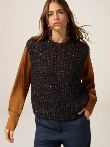 Pullover di oltre in grigio