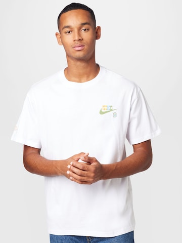 Tricou de la Nike Sportswear pe alb: față