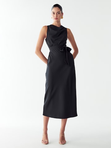 Rochie 'Reane' de la Willa pe negru