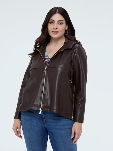 Veste mi-saison Fiorella Rubino en marron : devant