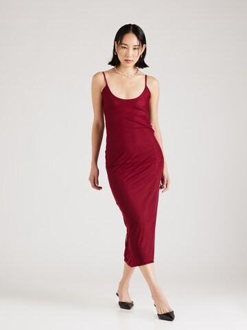 WAL G. Βραδινό φόρεμα 'TASHA' σε κόκκινο: μπροστά