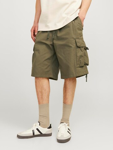 JACK & JONES Loosefit Shorts 'ZAYN' in Grün