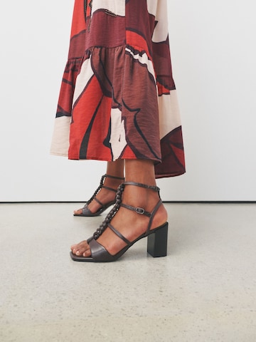 Next - Sandalias con hebilla 'N. Premium' en marrón