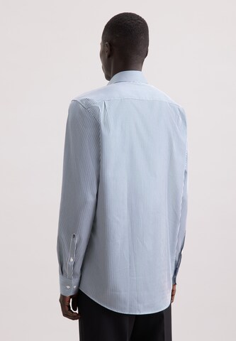 Coupe regular Chemise business 'Schwarze Rose' SEIDENSTICKER en bleu