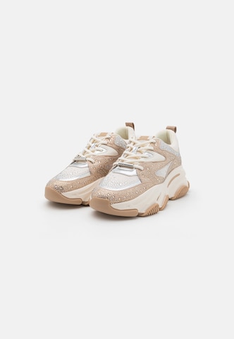 STEVE MADDEN Låg sneaker 'Privy' i vit
