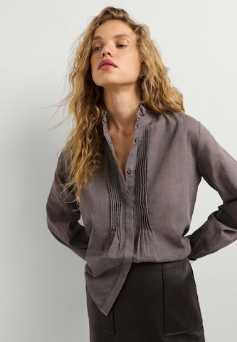 Pepe Jeans Blouse 'June' in Bruin: voorkant