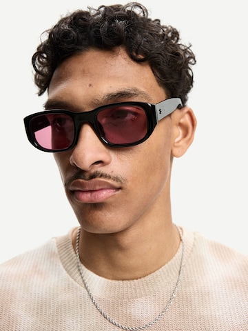Lunettes de soleil Bershka en rouge : devant