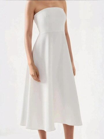 Robe de soirée Hiccup en blanc