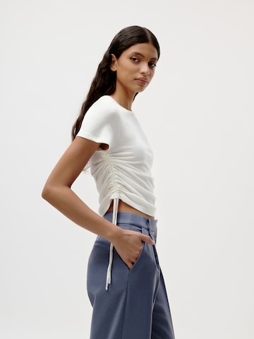 LeGer by Lena Gercke - Camiseta 'Nanni' en blanco: lado