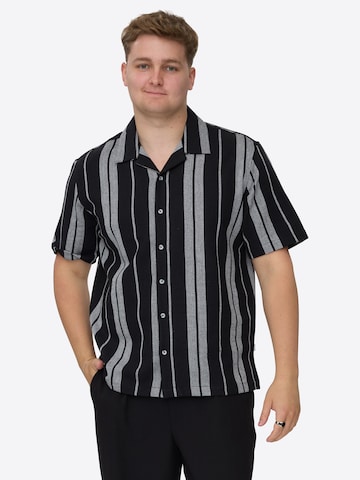 Dxnmxrk Shirt 'DXGunner' in Zwart: voorkant