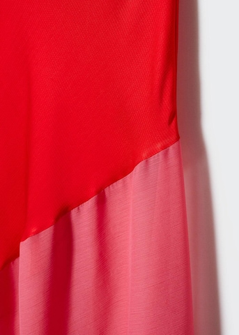 Rochie de seară 'Misses2' de la MANGO pe roșu