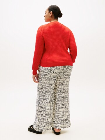 Tommy Hilfiger Curve Pulover | rdeča barva