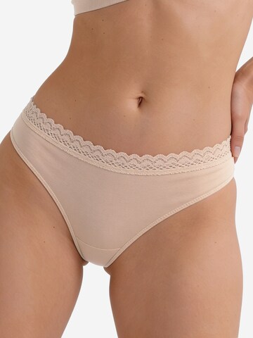 Nina von C. String 'Slipboutique' in Beige