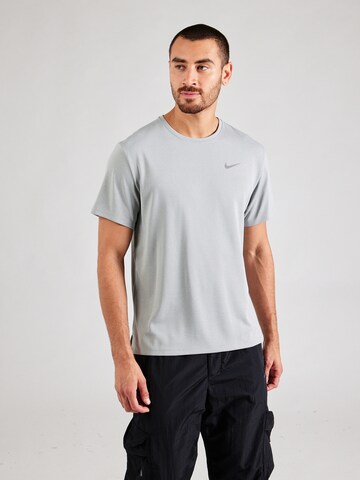 Maglia funzionale 'MILER' di NIKE in grigio: frontale