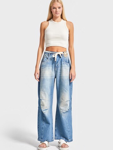 IT'S BASIC Loose fit Jeans 'Barrel Balloon Mid Rise Jeans' in Blue: front