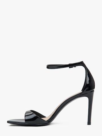 Estro - Sandalias '3801-3' en negro: frente