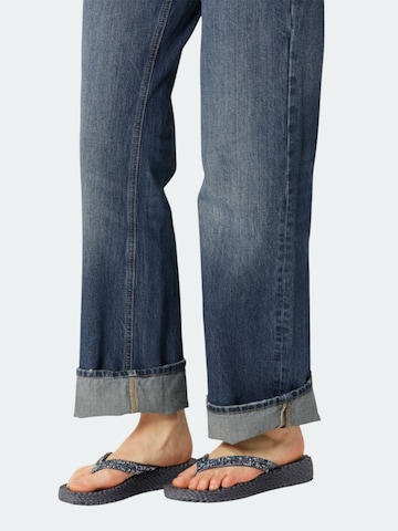 ILSE JACOBSEN Teenslipper 'CHEERFUL08M' in Blauw: voorkant